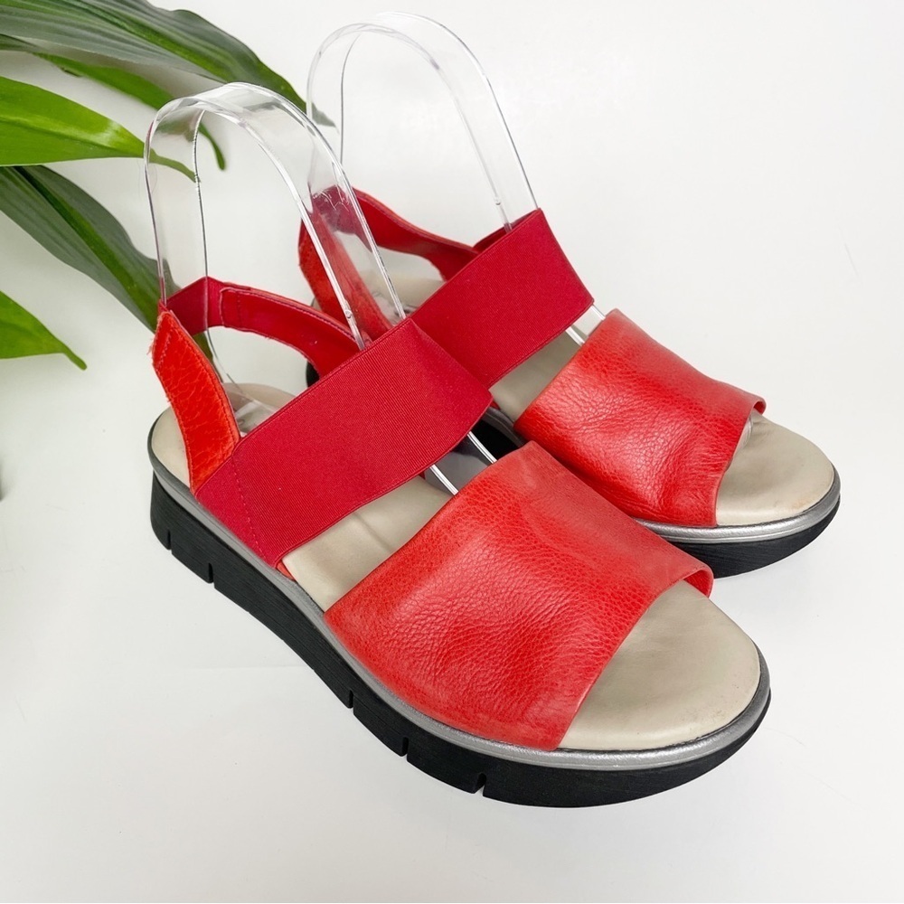 The Flexx Red Leather Two Band Wedge Sandal 5.5 - Picture 4 of 12